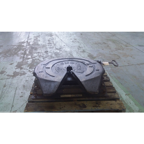 Jost Turntable Fifth Wheel 50mm Fixed Grease Top 2007 JSK36CV Used