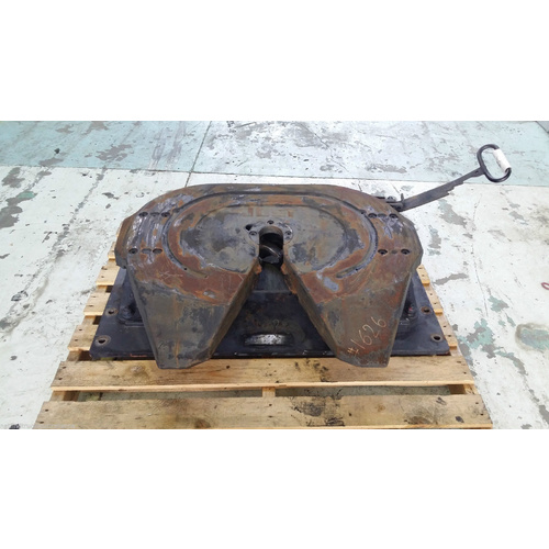 Jost Turntable Fifth Wheel 50mm Rippled Fixed Base Grease Top 2006 JSK37CZ Used